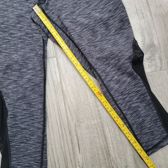 NWT Torrid Capri Leggings 0 - Picture 2 of 10